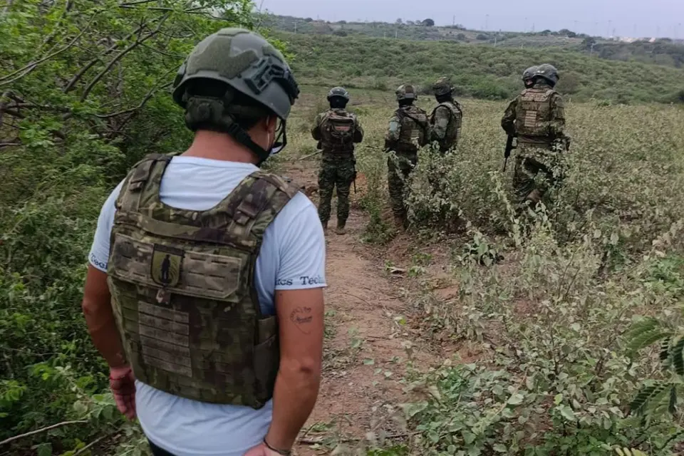 Five detained in Posorja for dismembering corpse linked to Los Lobos