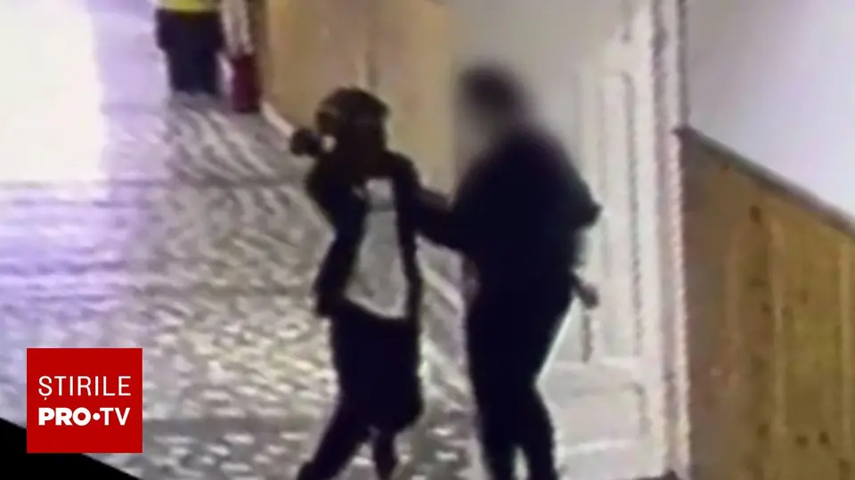 Knife attack at school in Bistrița: 13-year-old pupil faces no criminal charges