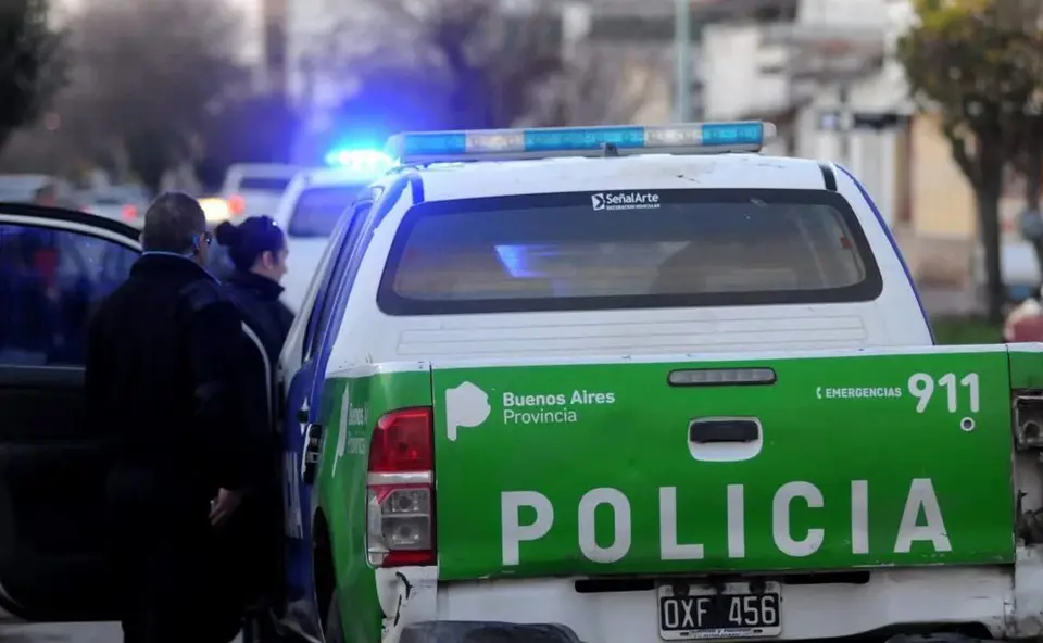 Triple homicidio en Monte Grande: tres muertos en dos viviendas, sospechoso fallecido