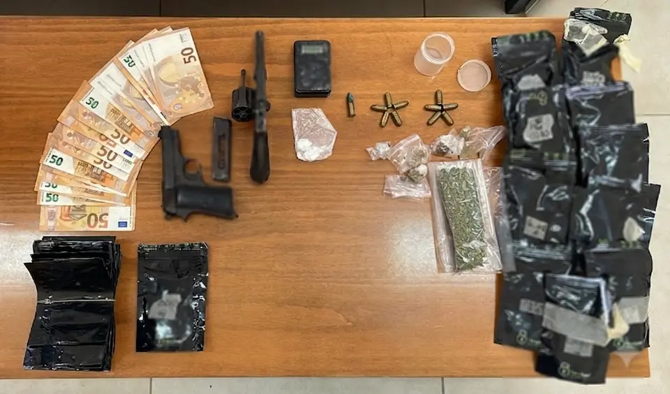 Arrest of 40-year-old man in Zakynthos for drug trafficking and illegal possession of firearms