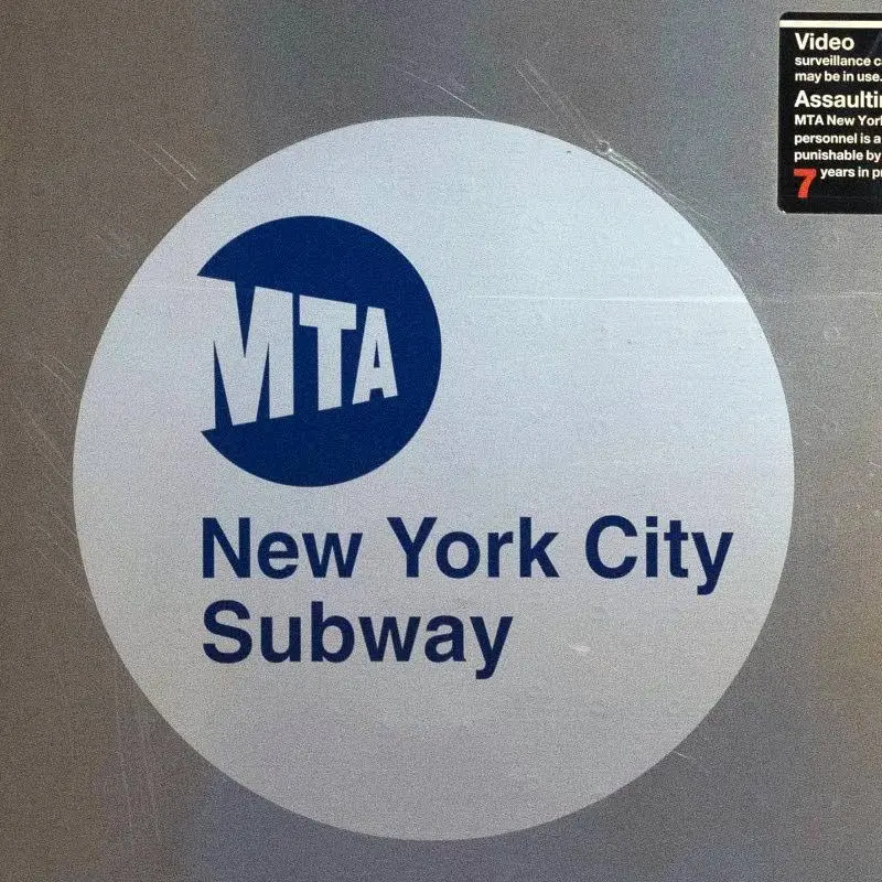 Man fatally shot on E train platform at 53rd Street in Manhattan