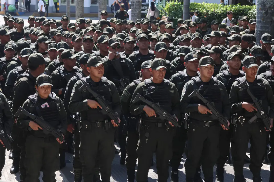 Bolivia despliega 230 policías especializados en Santa Cruz contra el crimen organizado