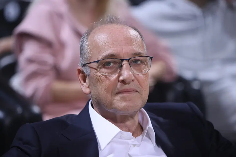 Σκάνδαλο στήσιμου αγώνων μπάσκετ: Έξι συλληφθέντες στα δικαστήρια Ευελπίδων