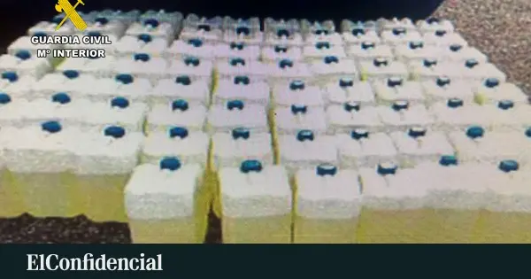 Detenido en Adra con 8.000 litros de gasolina para narcotráfico