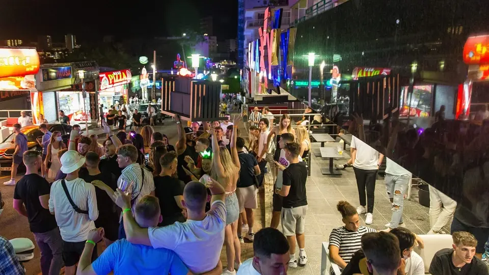 Turista británico evita prisión por violar a mujer inconsciente en hotel de Magaluf