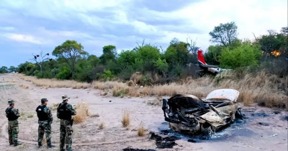 Dos pilotos bolivianos condenados a 10 años de cárcel por traficar 364 kilos de cocaína en Argentina