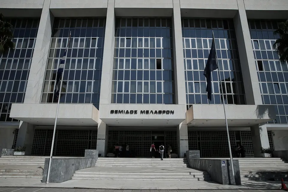 Ένωση Δικαστών κατά αντεισαγγελέα Φλωρίδη για παραπομπή γιου υπουργού