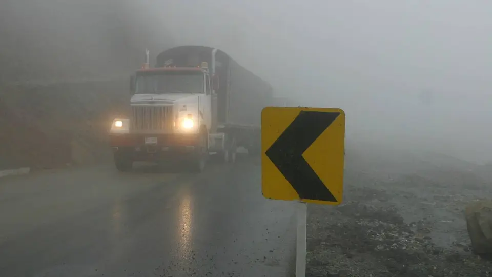 Doble homicidio en vía Medellín–Costa Atlántica: bajaron a dos pasajeros y los mataron en Valdivia