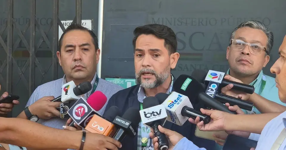 Retención de funcionarios en Guarayos: ABT exige comisión fiscal para investigar el caso