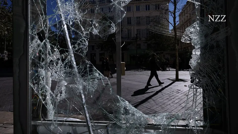Paris fast-track trials after riots: pupils, homeless people and professionals in court
