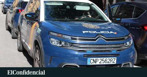 Man arrested in Alicante with 255,000 packets of illegal tobacco