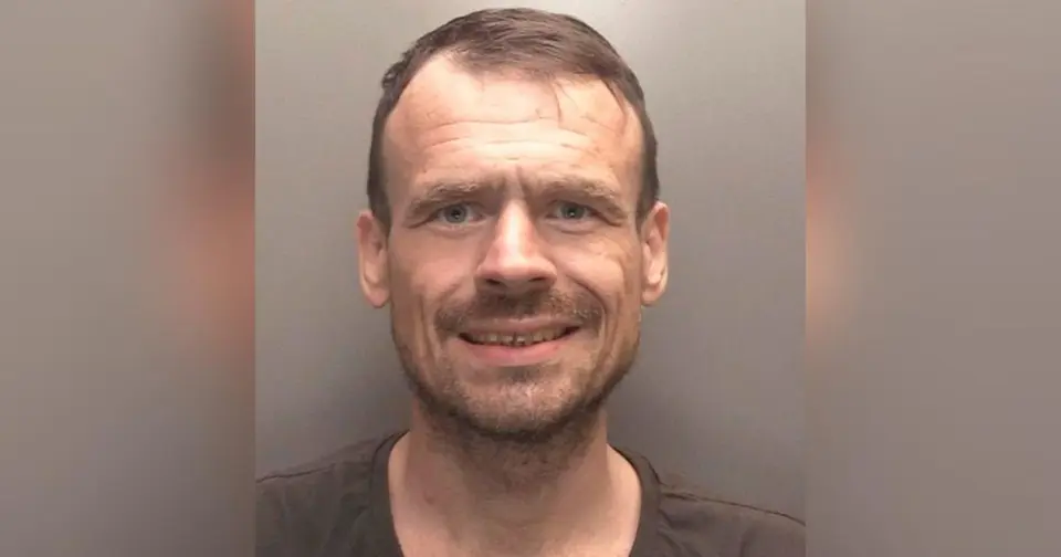 Convicted prisoner Anthony Lloyd, 38, escapes medical unit in Lewisham
