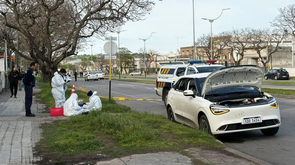 Persecución policial en Montevideo: un muerto y tres heridos tras más de 13 patrulleros