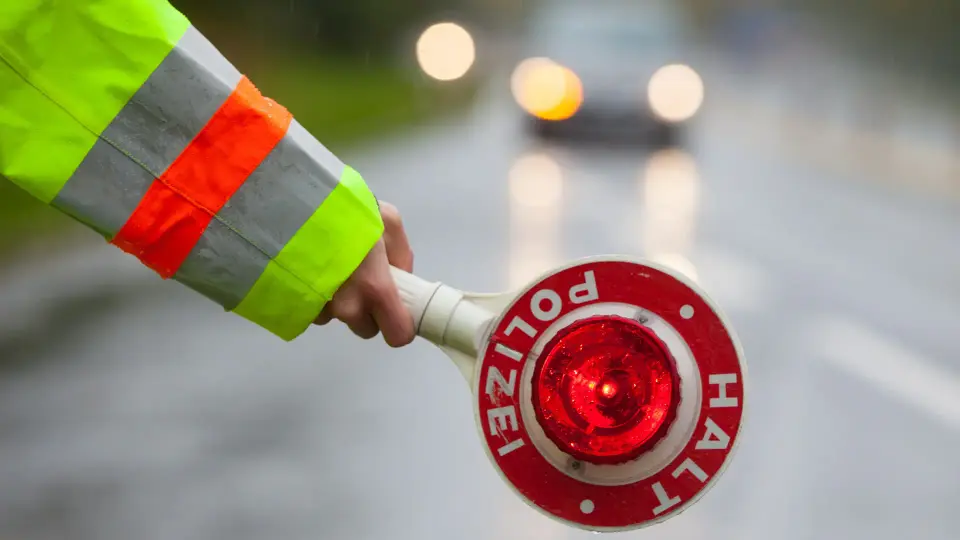 Mehrere Fahrer unter Einfluss unterwegs – Polizei stoppt in Mecklenburg