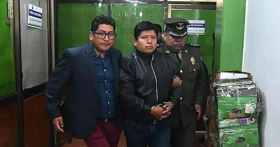 Huarachi detenido preventivo: trasladado a La Paz tras revocar arresto domiciliario