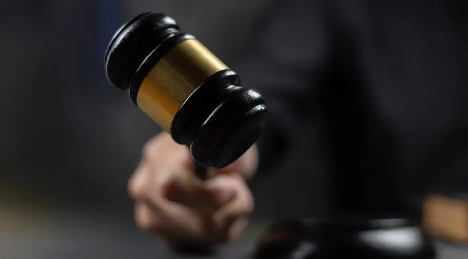 Mujer condenada a tres años por vender municiones policiales robadas a ciudadanos haitianos