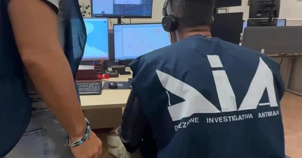 Anti-mafia operation Rome east: six arrests for extortion and drug dealing