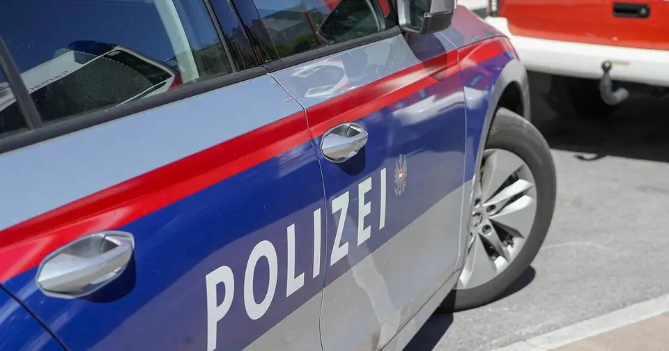 Polizei schießt auf Auto nach Angriff auf Menschengruppe in Niedersachsen – mehrere Verletzte