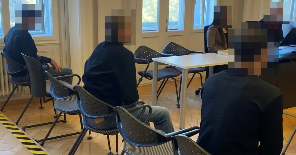 Teenager-Trio in Hohenems verurteilt: Erpressung und Demütigung vor Gericht