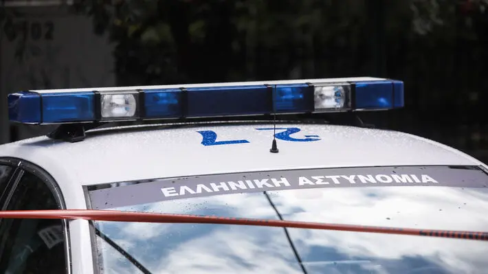 Police officer murders spouse in Drama: stabbed her in front of their child