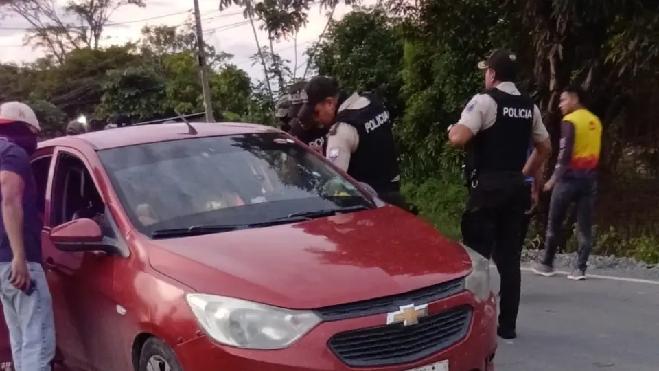 Cuatro muertos en emboscada en vía Salitre-Samborondón: identifican a tres víctimas