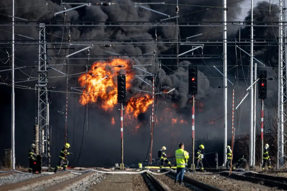Two train drivers charged after rail accident in Hustopeče, facing up to eight years imprisonment