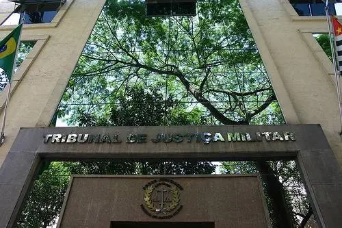 Police officer convicted to one year in prison for refusing to clean bathroom in Bauru
