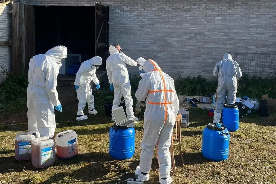Policja rozmontowała fabrykę klefedronu w powiecie opatowskim