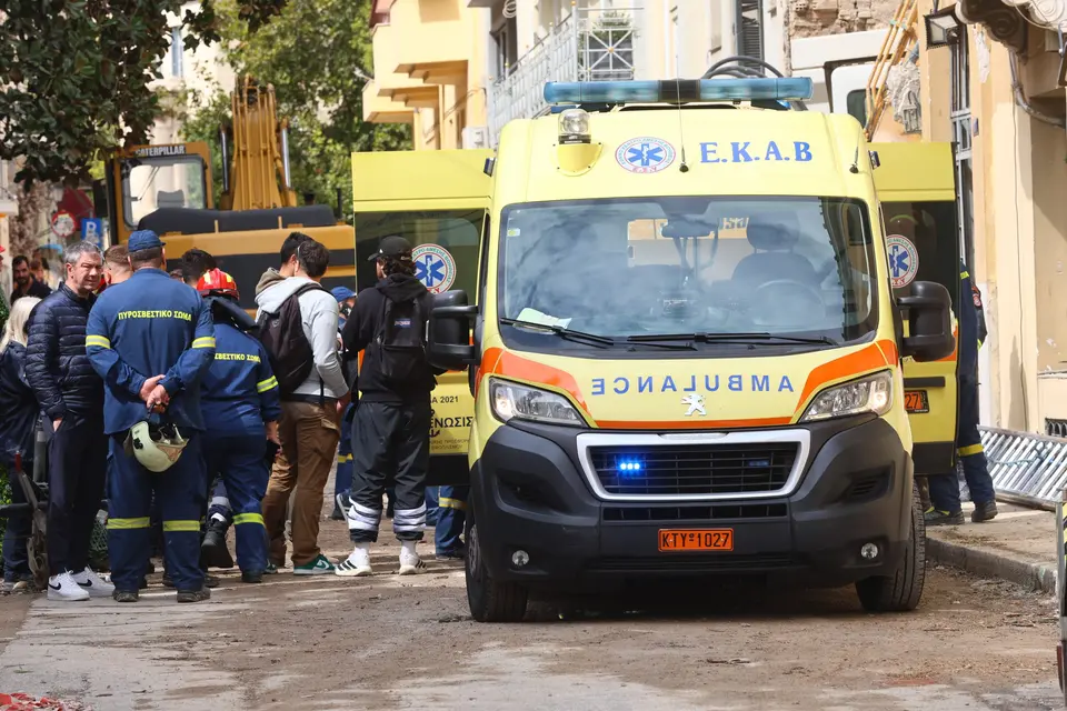 Τρεις συλλήψεις για την έκρηξη στην Πλάκα με έξι νεκρούς – κλοπή χαλκοσωλήνων