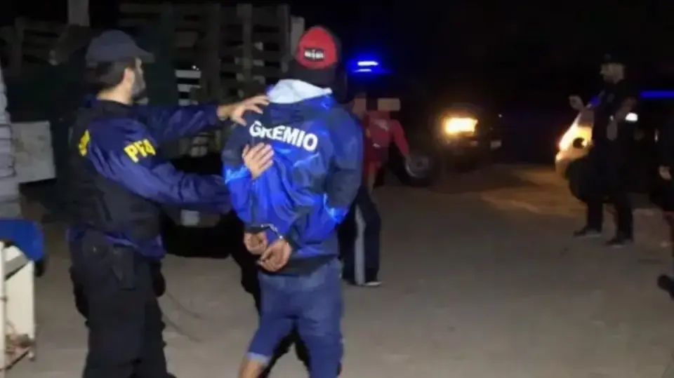 Cuatro detenidos y cinco armas secuestradas en operativo antidroga en Concepción del Uruguay