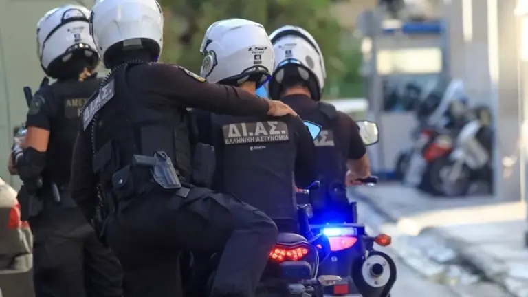Nine arrests in cocaine trafficking ring in Attica – profits over €900,000