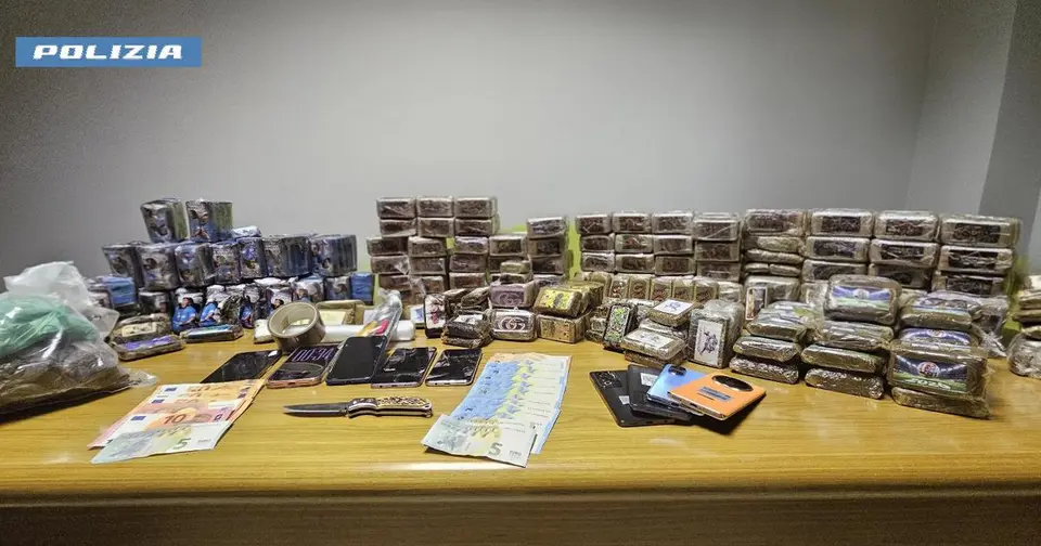 Police discover 67 kg of hashish in car in Turin, 31-year-old arrested