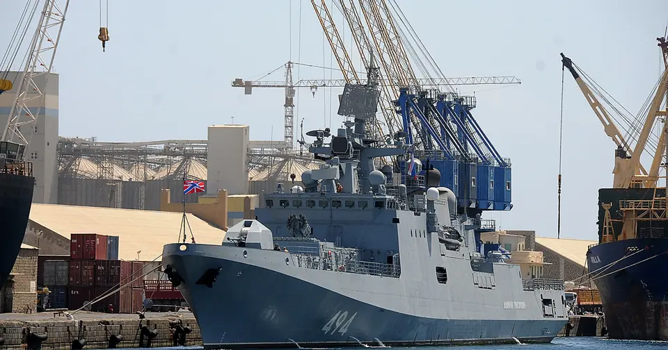 Orosz hadihajó figyelmeztető lövései brit nyugdíjaspár jachtjára a La Manche-on