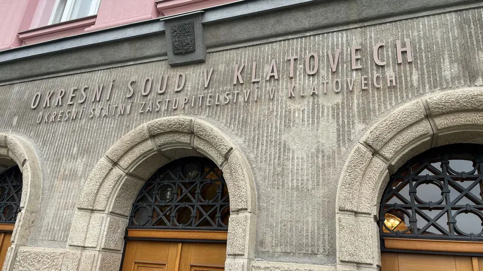 Pěstounka z Klatovska týrala šestiletou neteř. Soud jí dal tříletou podmínku