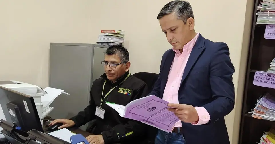 Bolivian police officer to serve preventive detention for murder of former Senasag official