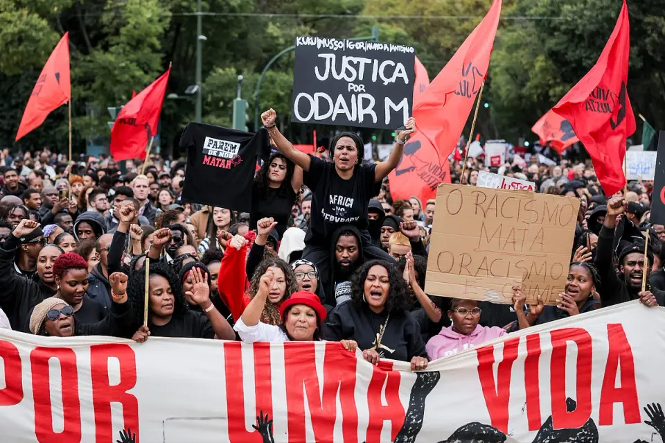 Tribunal que condenou agente da PSP por morte de Odair ignorou lei sobre uso de armas por polícias