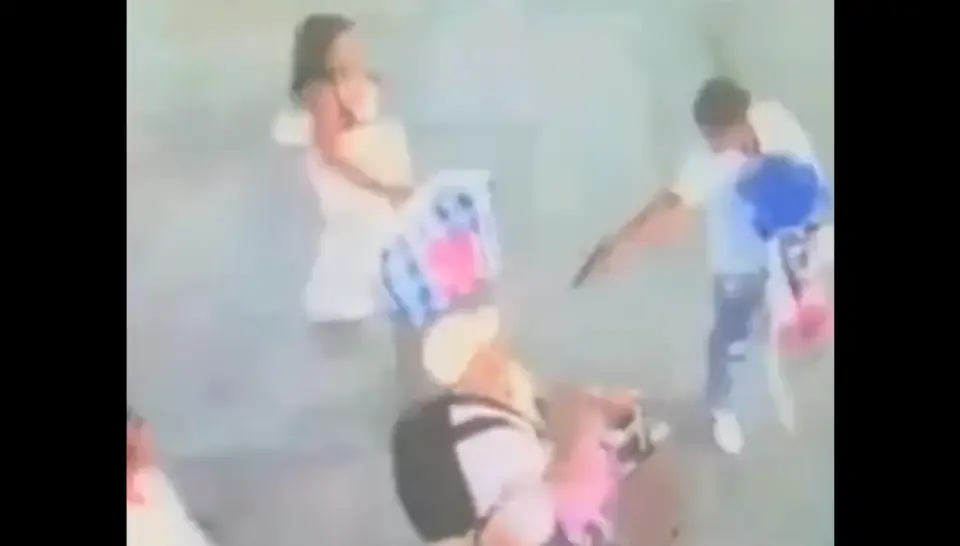 Gang leader Los Ángeles assassinated at Guayaquil airport; two minors detained