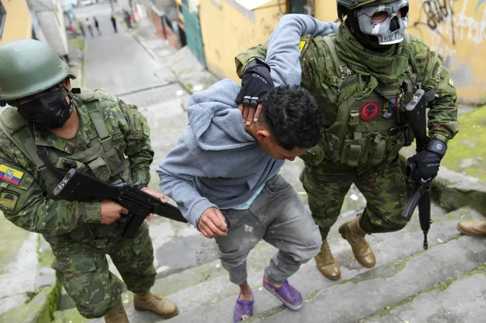 Ecuador entrega a EE.UU. a dos líderes de la banda "Los Choneros"