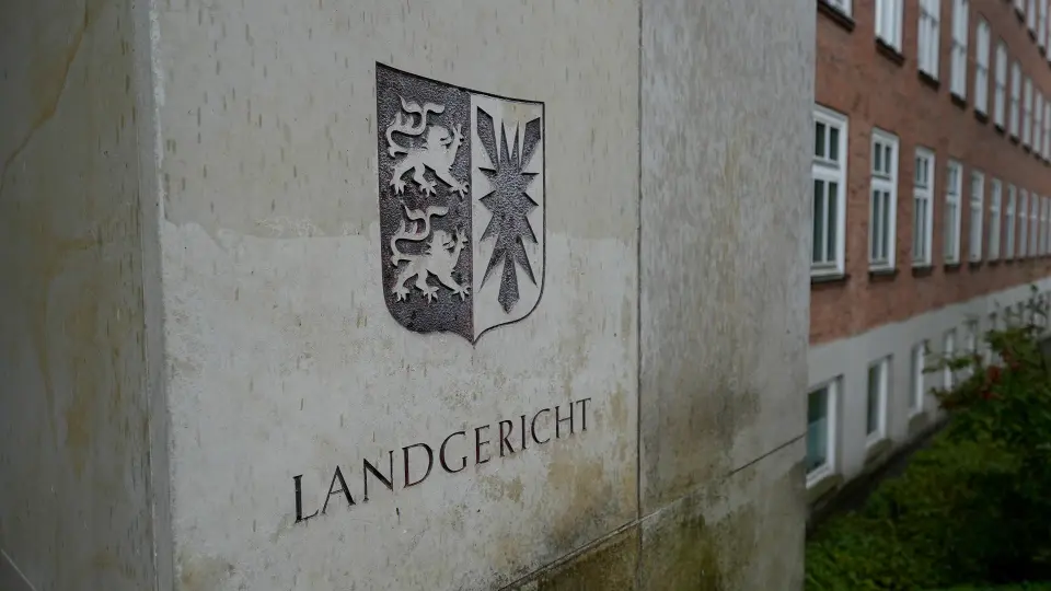 Trial begins over residential house fire in Kiel