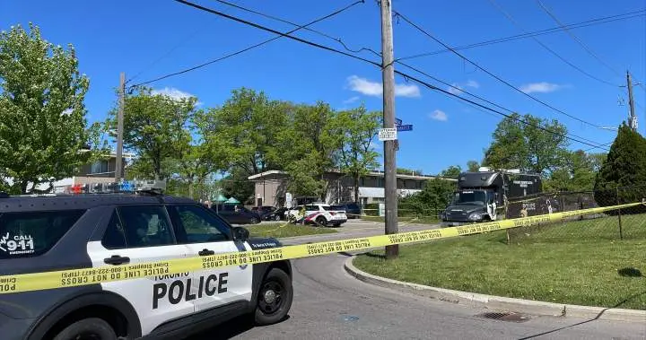 Toronto man fatally shot steps from his home in North York