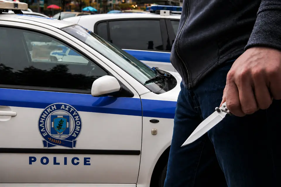 Armed robbery by minors at bus stop in Nikaia