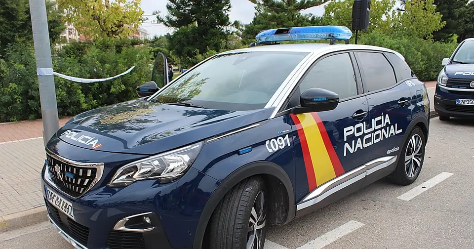 Domestic worker arrested in Valencia for selling stolen jewellery belonging to her employer