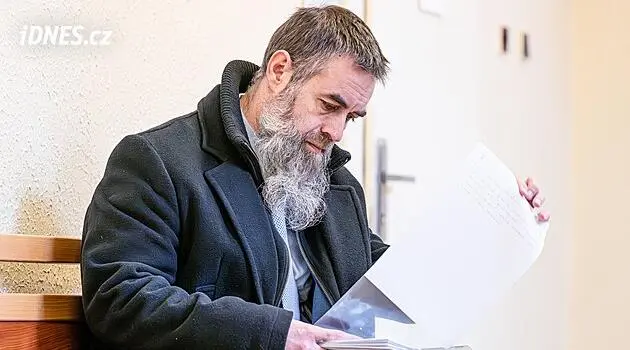 Řidiči prezidenta Pavla potvrdili trest za řízení pod vlivem alkoholu