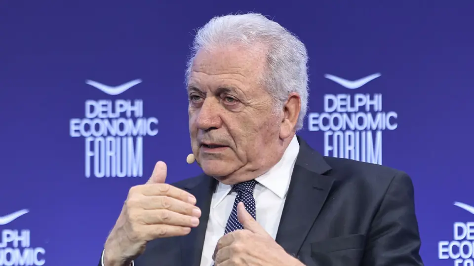 Mandat d'arrêt contre Dimitris Avramopoulos dans le cadre de l'affaire Qatargate