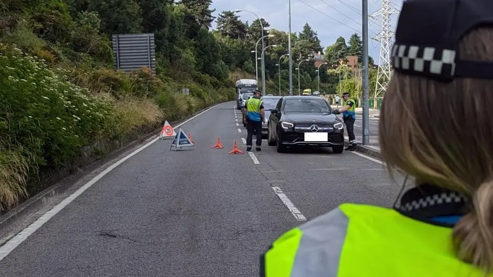 Detenida una joven de 18 años en Pamplona por agredir a policías municipales