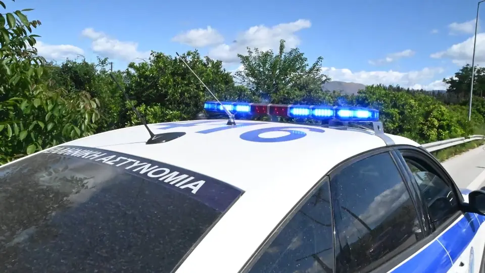 Arrest of foreign national in Neos Kosmos for harassing women and illegal stay