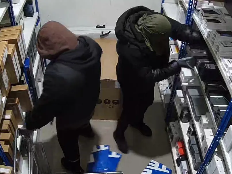 Tyver tok varer for millionbeløp på under fire minutter – politiet har ingen mistenkte