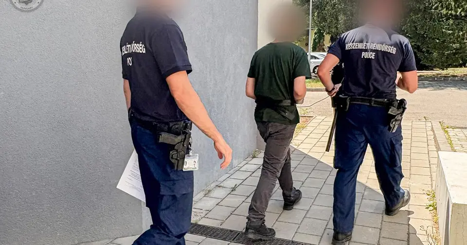 Emberi testrészeket tartott lakásán, ételeket készített belőlük egy budapesti férfi