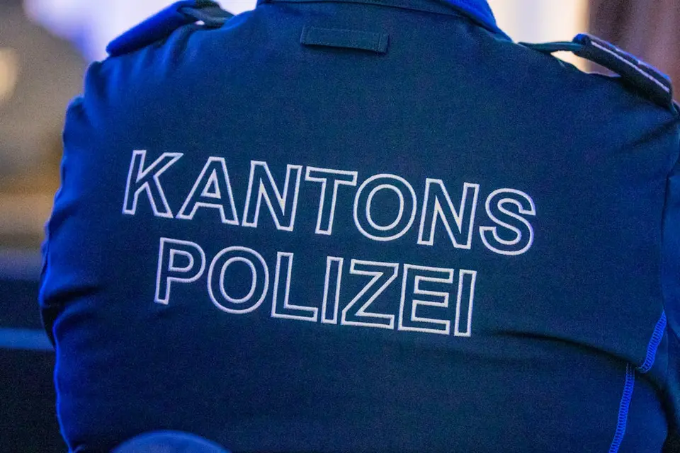 Schüsse bei nächtlichem Streit in Bülach – Täter flüchtig