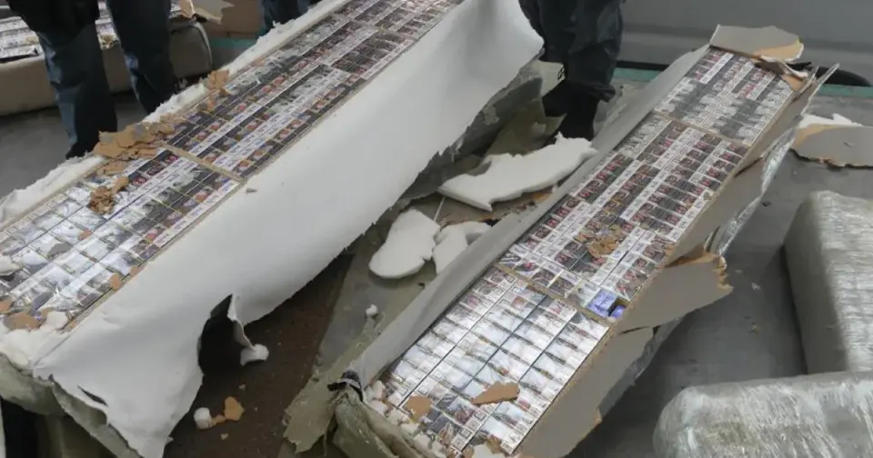 Cigarette smuggling uncovered in Serbian van at Röszke